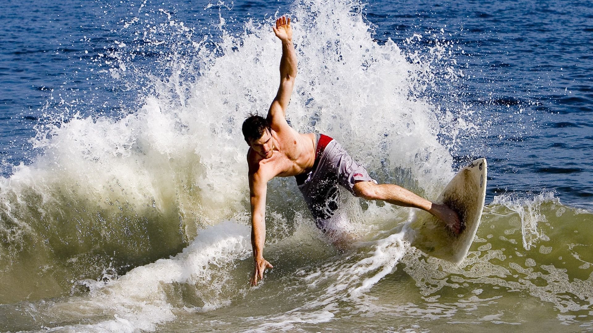 爱游戏 电竞-科学饮食与训练方法共同推动乒乓球发展，乒乓球食物